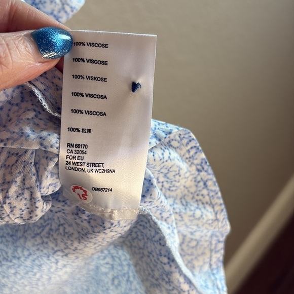 Anthropologie Maeve Blue Botanical Print top/ Size small - Picture 7 of 10